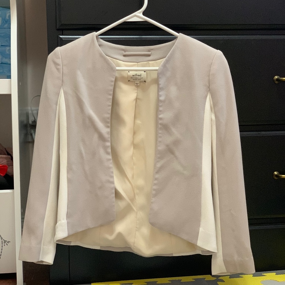 Aritzia Wilred two tone blazer